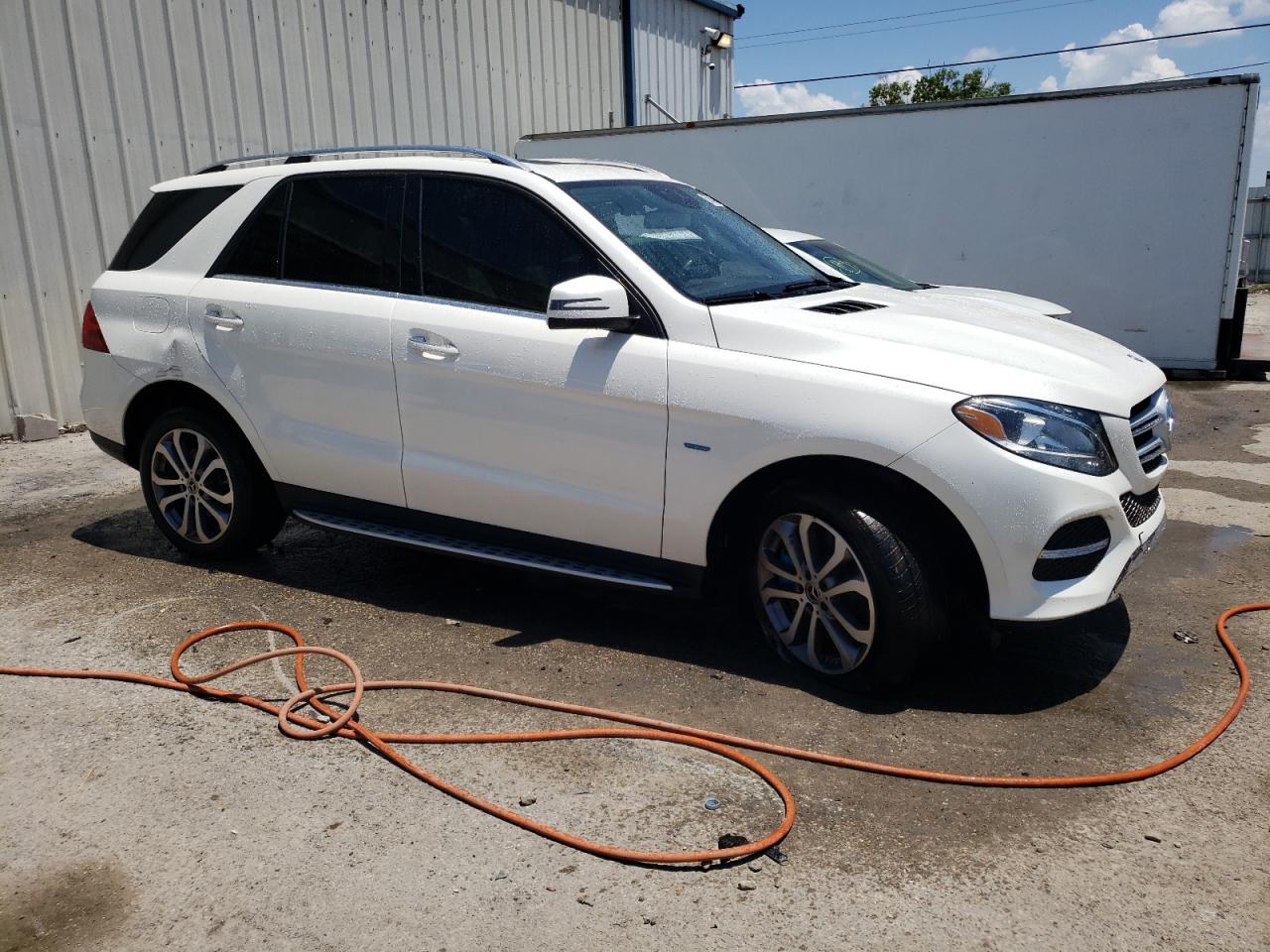 4JGDA6DB4HA941952 2017 Mercedes-Benz Gle 550E 4Matic