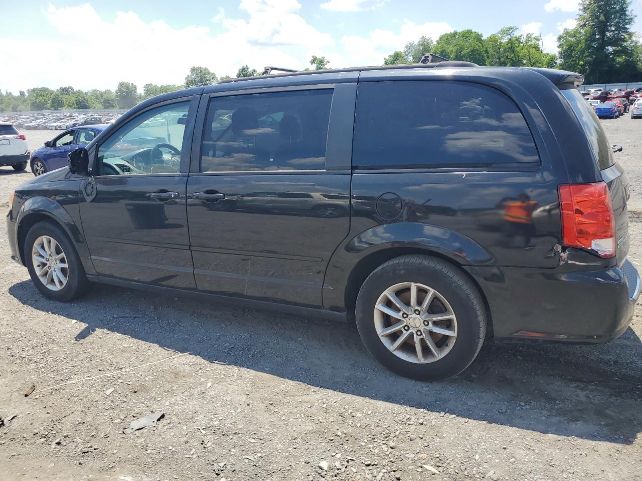 2013 Dodge Grand Caravan Sxt vin: 2C4RDGCG0DR561999