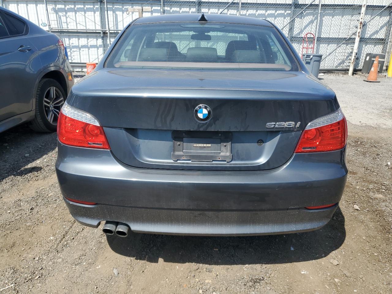 WBANU53588CT17157 2008 BMW 528 I