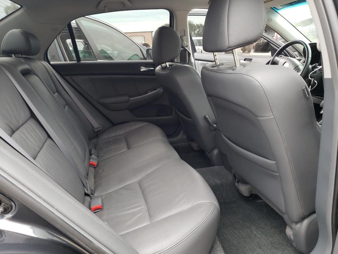 1HGCM665X4A087785 2004 Honda Accord Ex