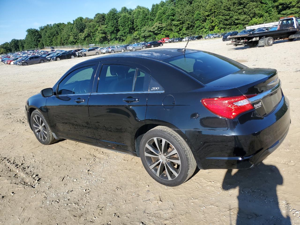 2013 Chrysler 200 Touring vin: 1C3CCBBG4DN720313