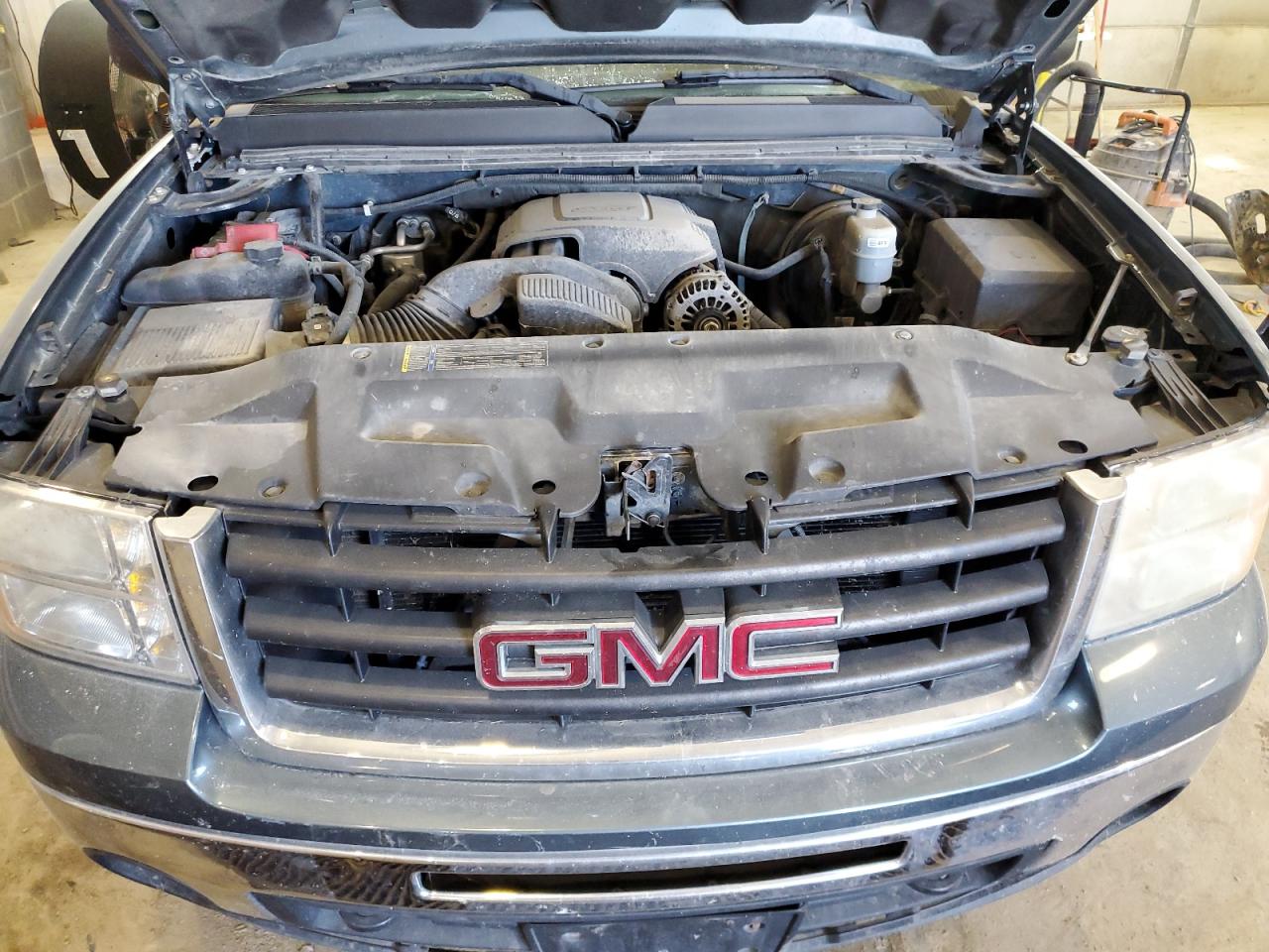 1GTR2VE30BZ210436 2011 GMC Sierra K1500 Sle