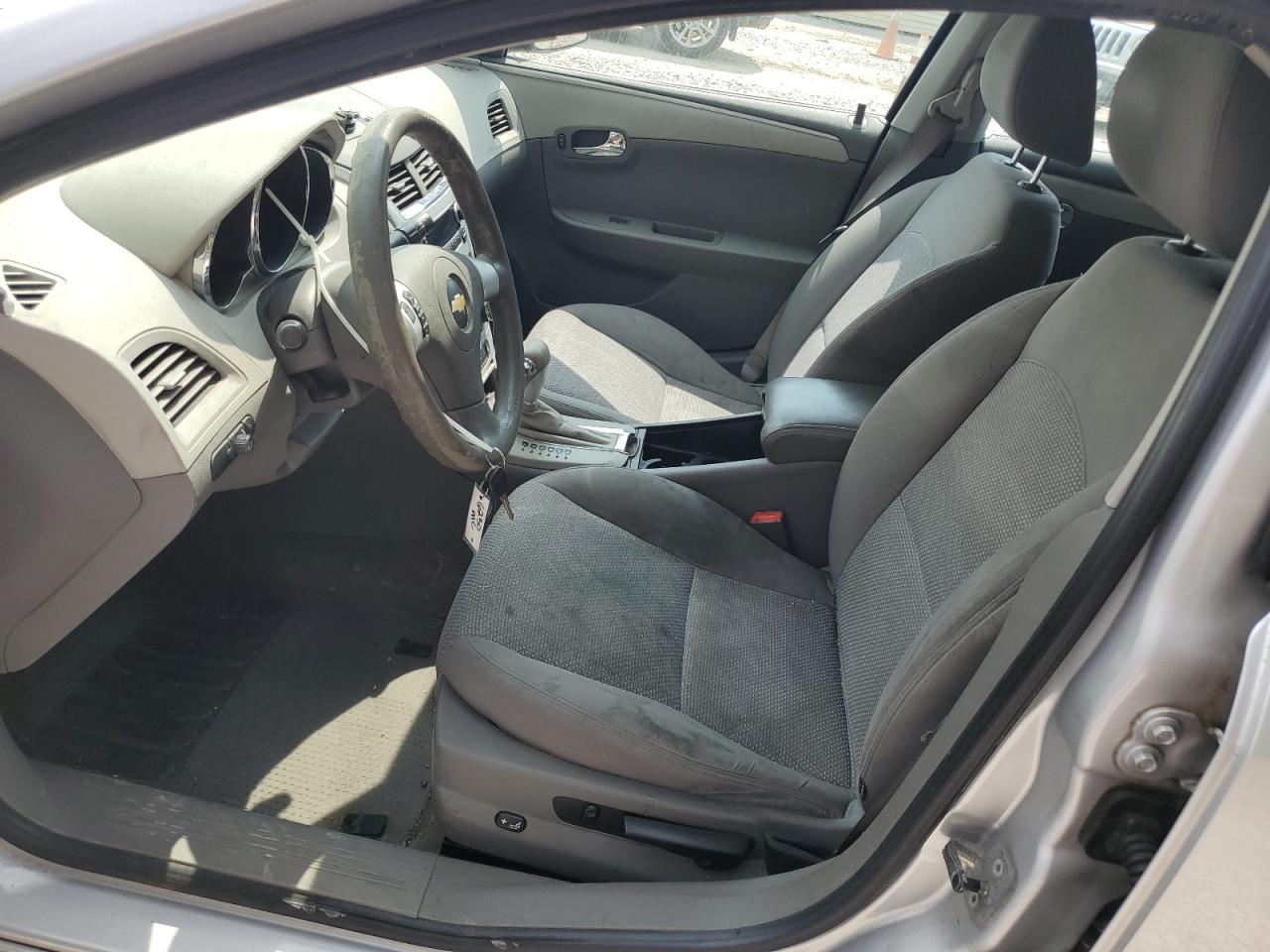 1G1ZB5EB1AF227729 2010 Chevrolet Malibu Ls