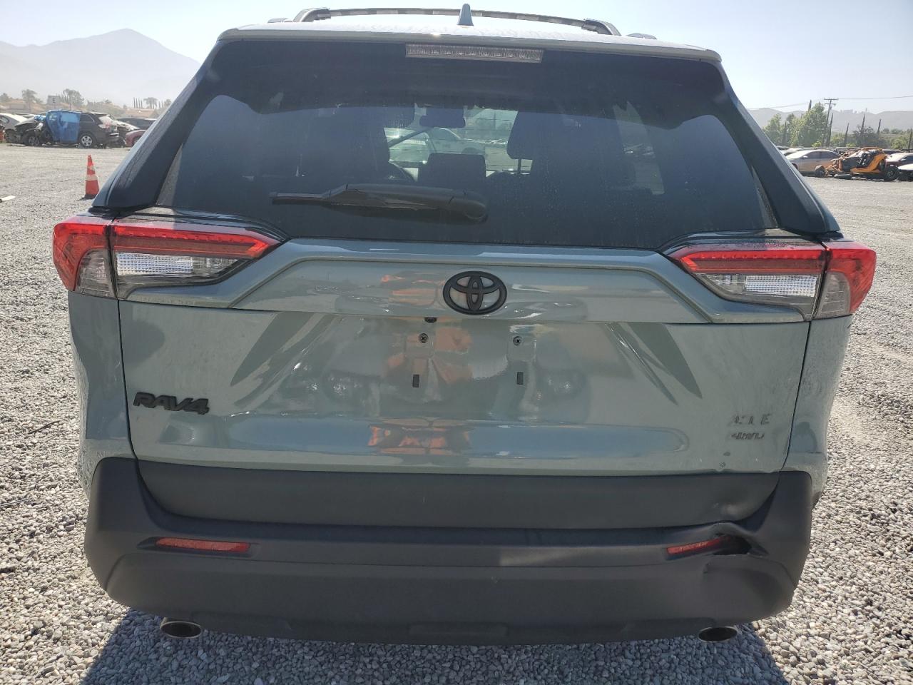 2T3A1RFV7MW189031 2021 Toyota Rav4 Xle Premium