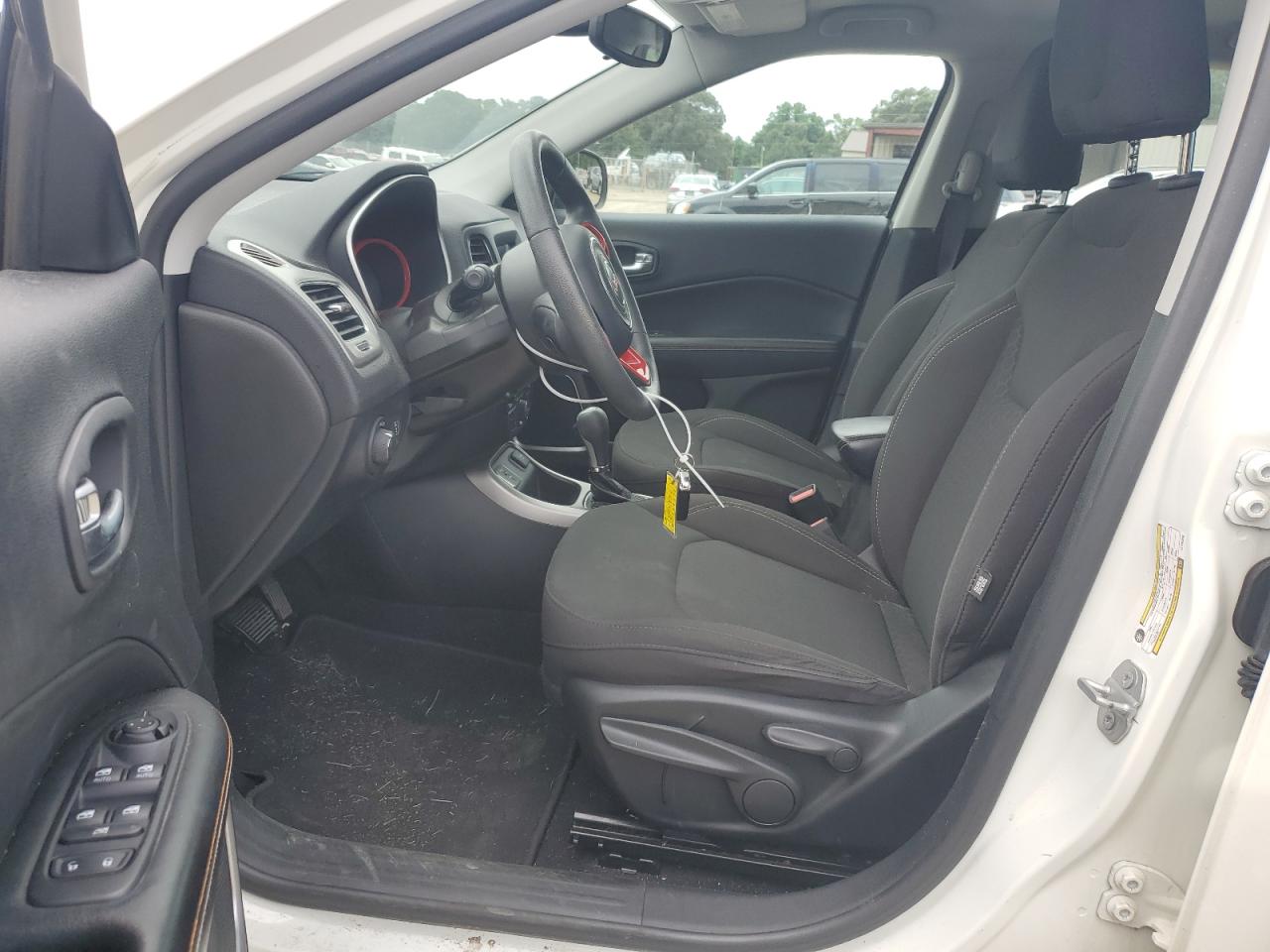 3C4NJCAB8LT102352 2020 Jeep Compass Sport