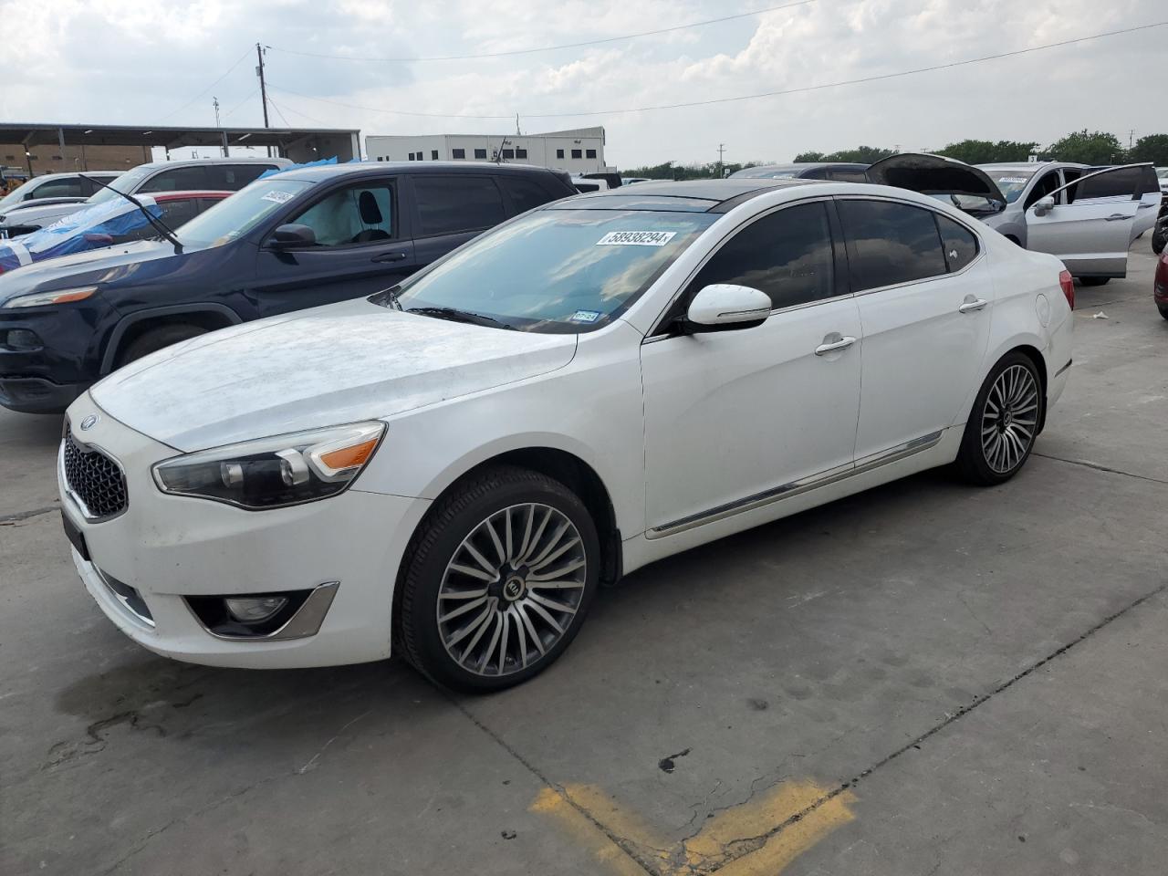 2015 Kia Cadenza Premium vin: KNALN4D79F5178544