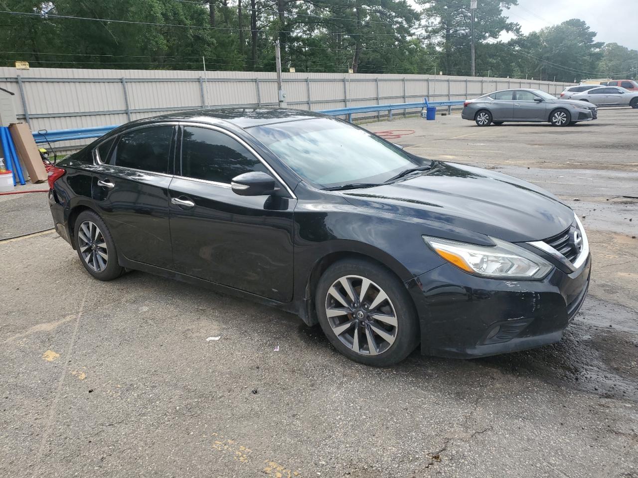 1N4AL3AP2HC115725 2017 Nissan Altima 2.5