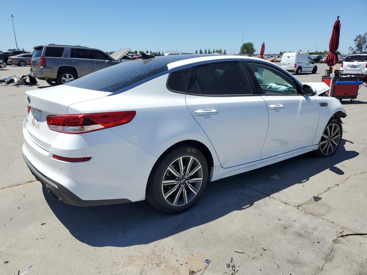 2019 Kia Optima Lx vin: 5XXGT4L35KG328096