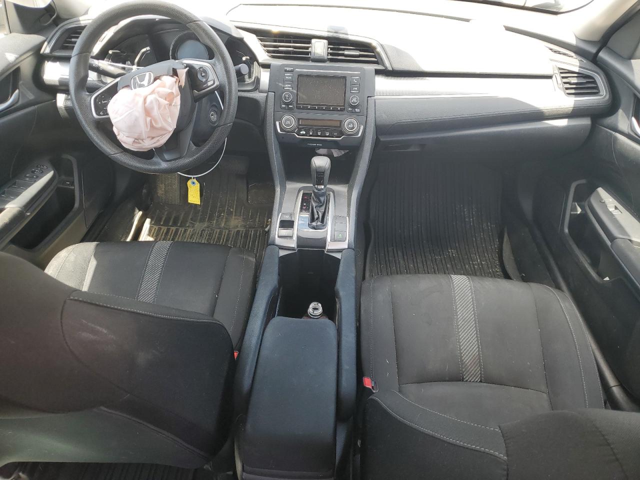 2HGFC2F51HH568072 2017 Honda Civic Lx 2HGFC2F51HH568072 2017 Honda Civic Lx