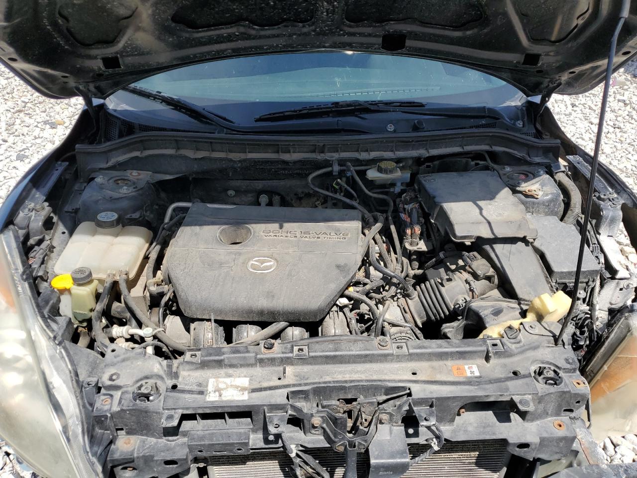 JM1BL1UF2B1389015 2011 Mazda 3 I