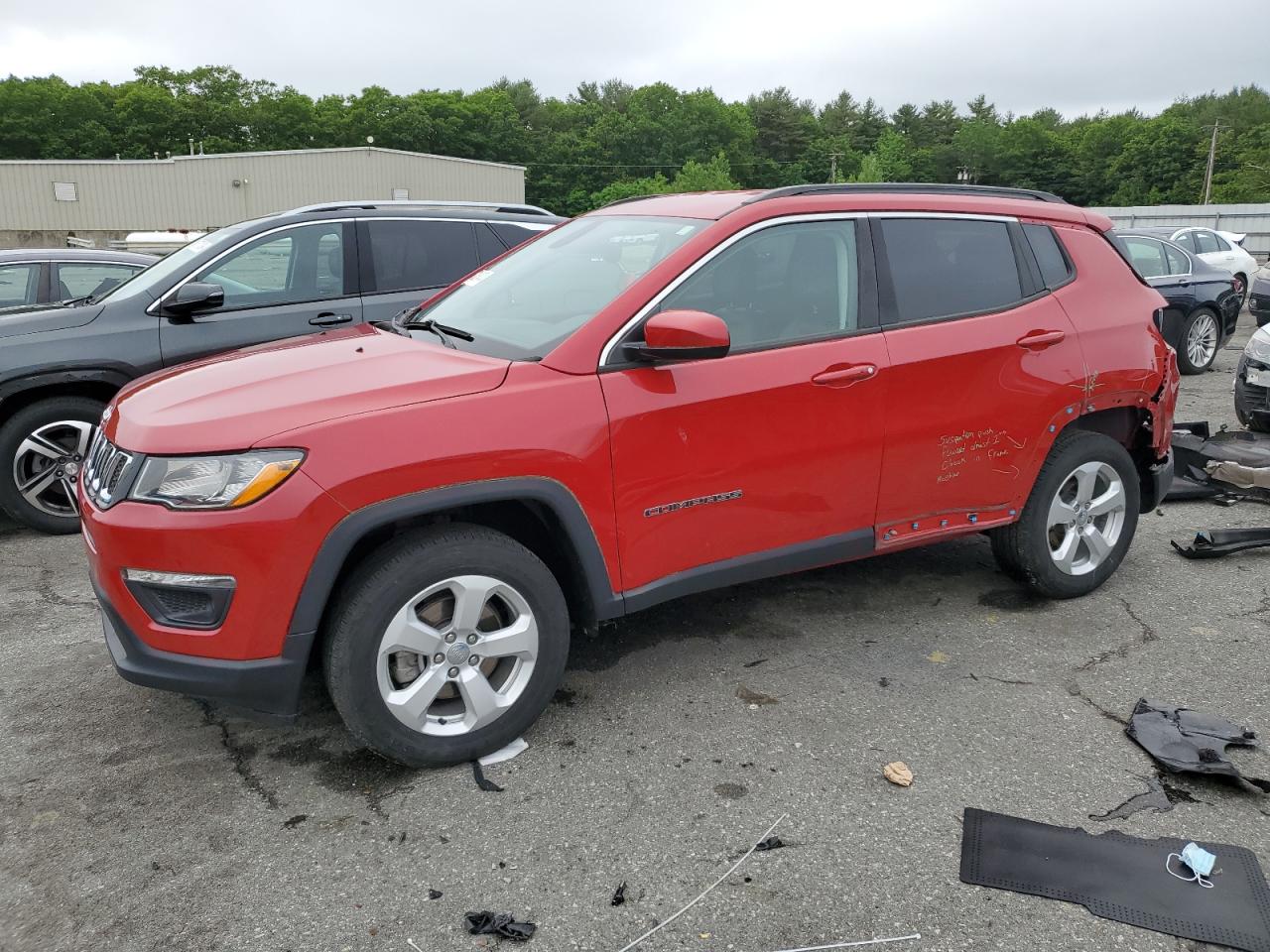 3C4NJDBB2JT255732 2018 Jeep Compass Latitude