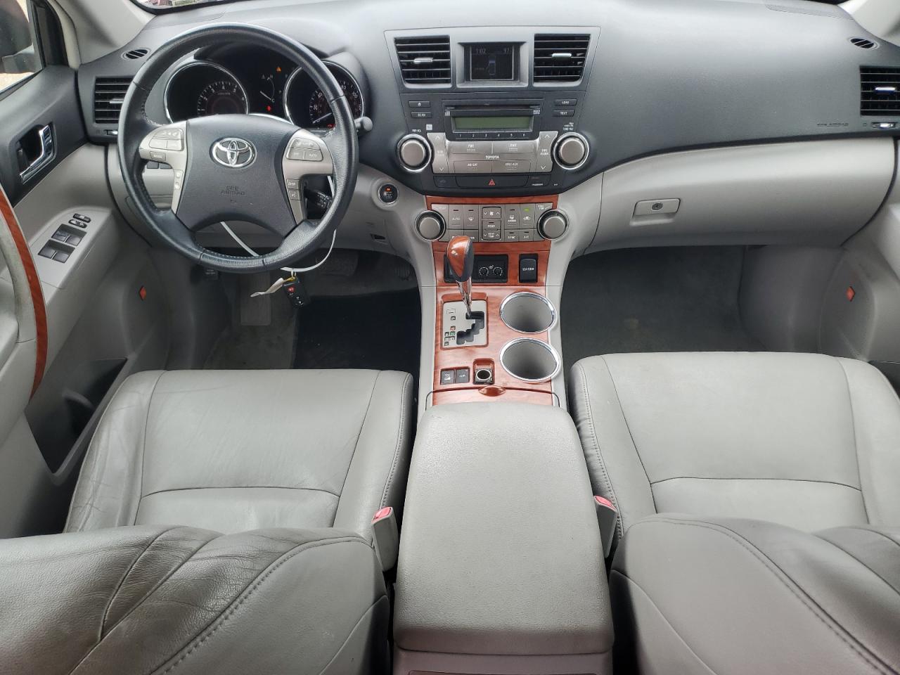 JTEES42A882093133 2008 Toyota Highlander Limited