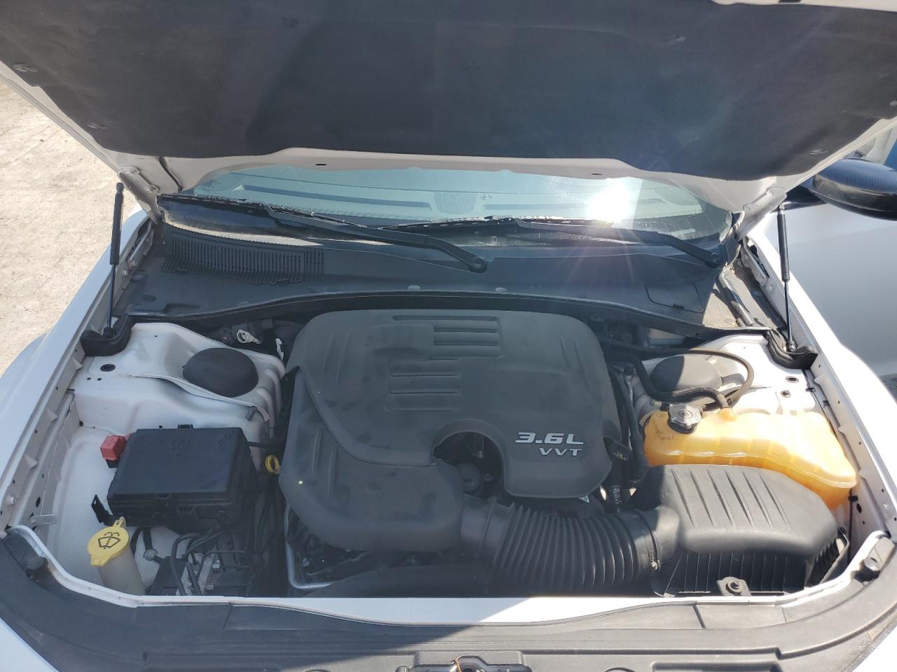 2C3CCACG3CH212527 2012 Chrysler 300 Limited