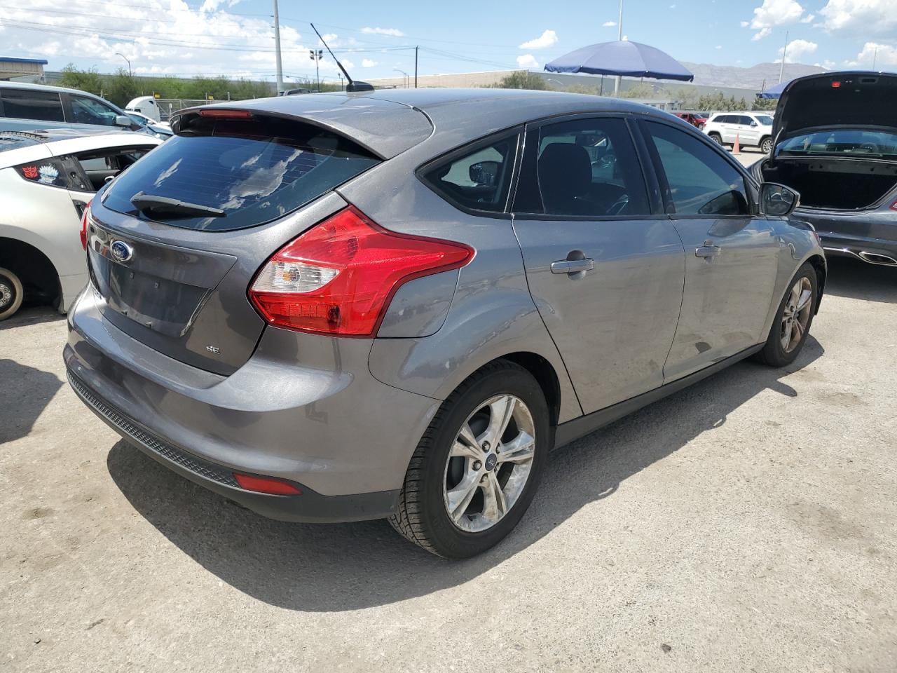 2014 Ford Focus Se vin: 1FADP3K24EL295578