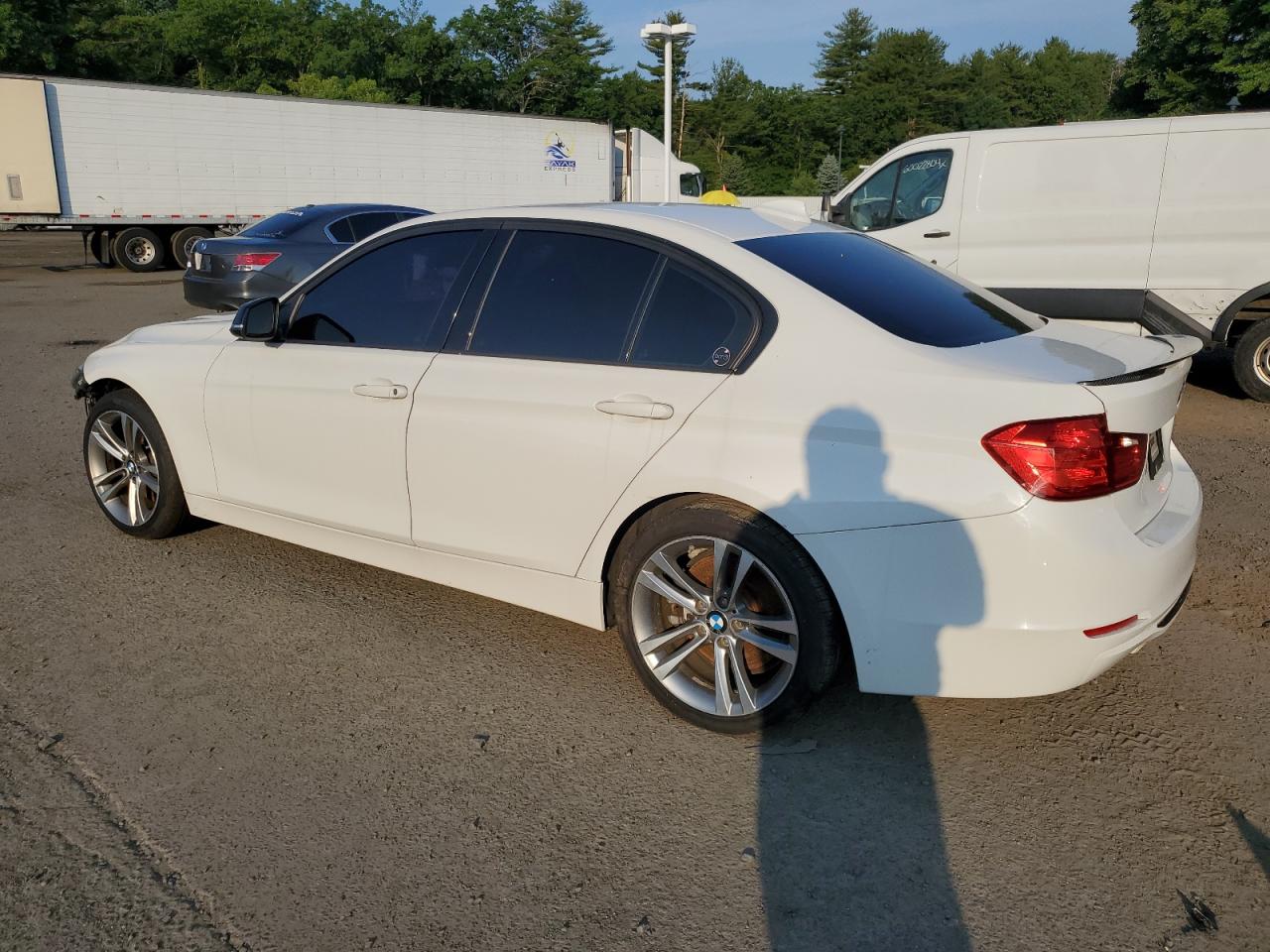 2013 BMW 335 Xi vin: WBA3B9C5XDJ899353