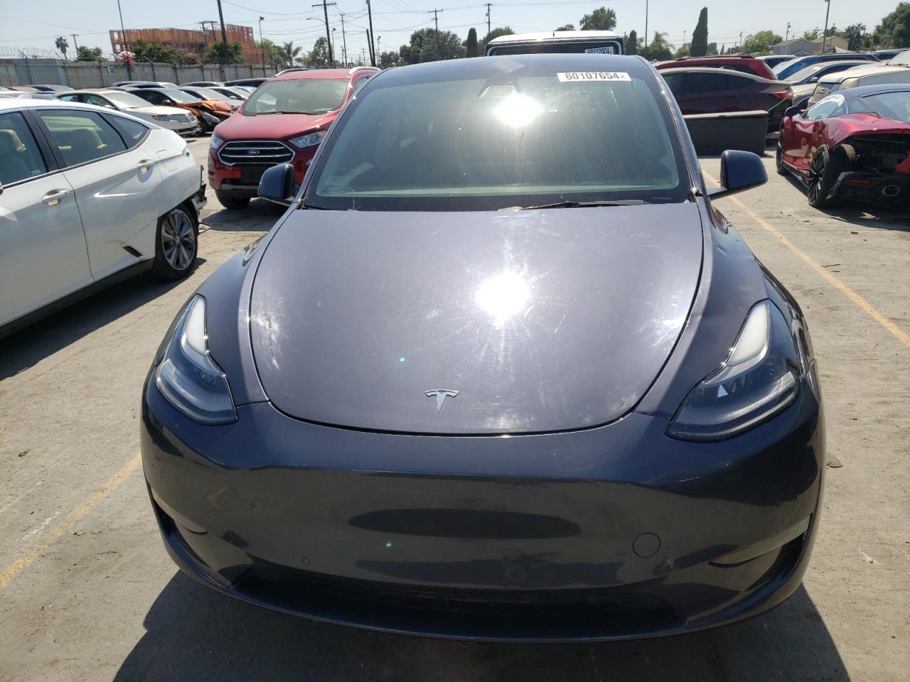 2022 Tesla Model Y vin: 7SAYGDEF3NF389859