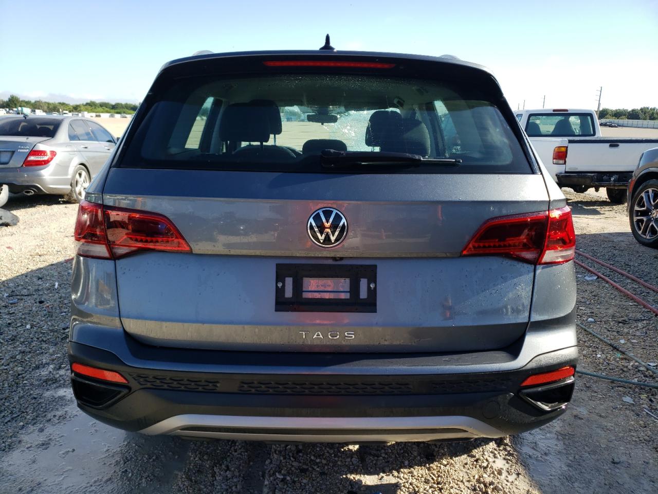 3VVDX7B23PM324265 2023 Volkswagen Taos S