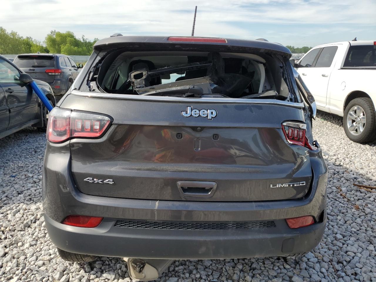 2020 Jeep Compass Limited vin: 3C4NJDCB4LT101153