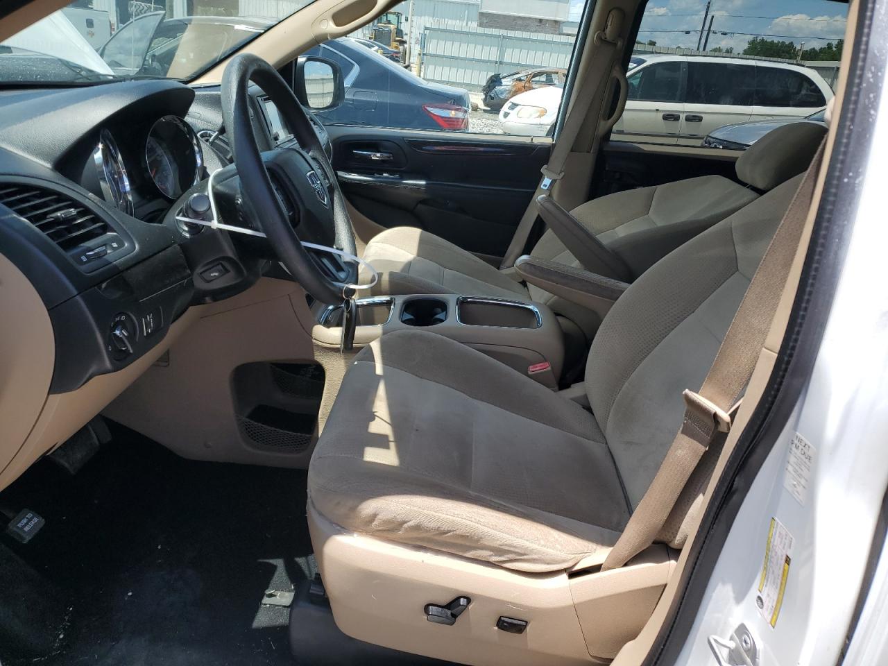 2C4RDGCG8ER262570 2014 Dodge Grand Caravan Sxt