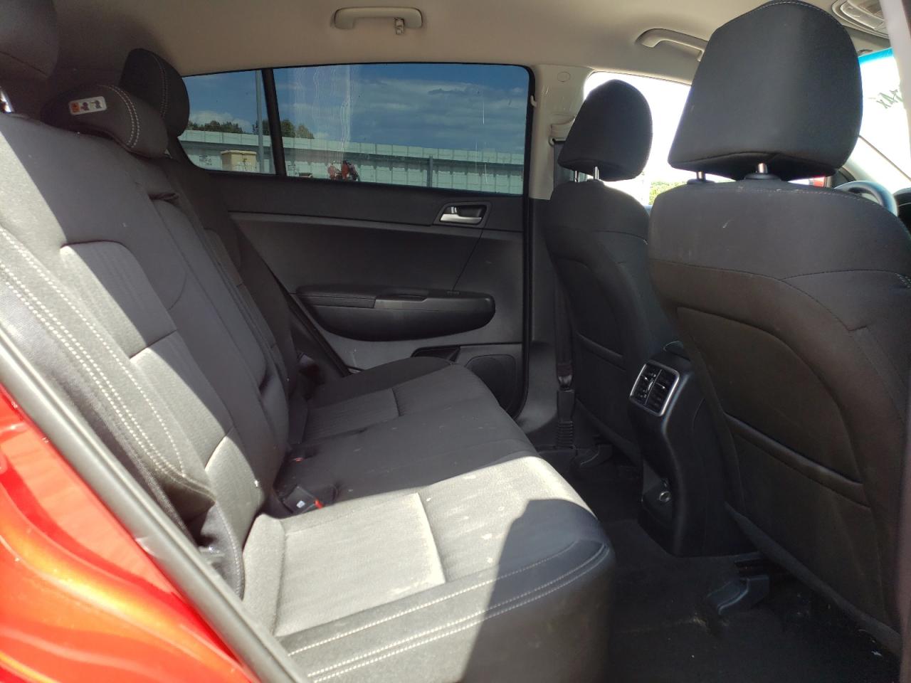 KNDPM3AC8K7628153 2019 Kia Sportage Lx