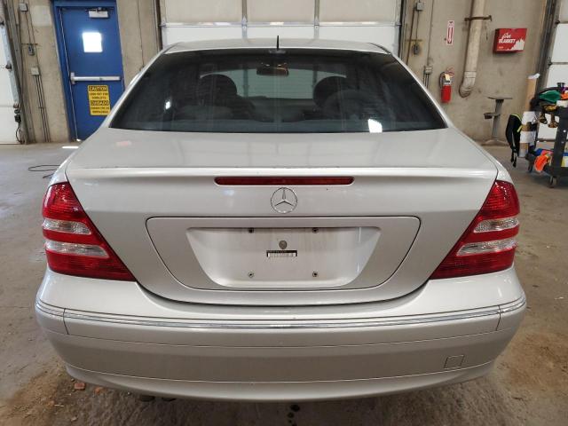 2005 Mercedes-Benz C 240 4Matic VIN: WDBRF81J45F705740 Lot: 60885924