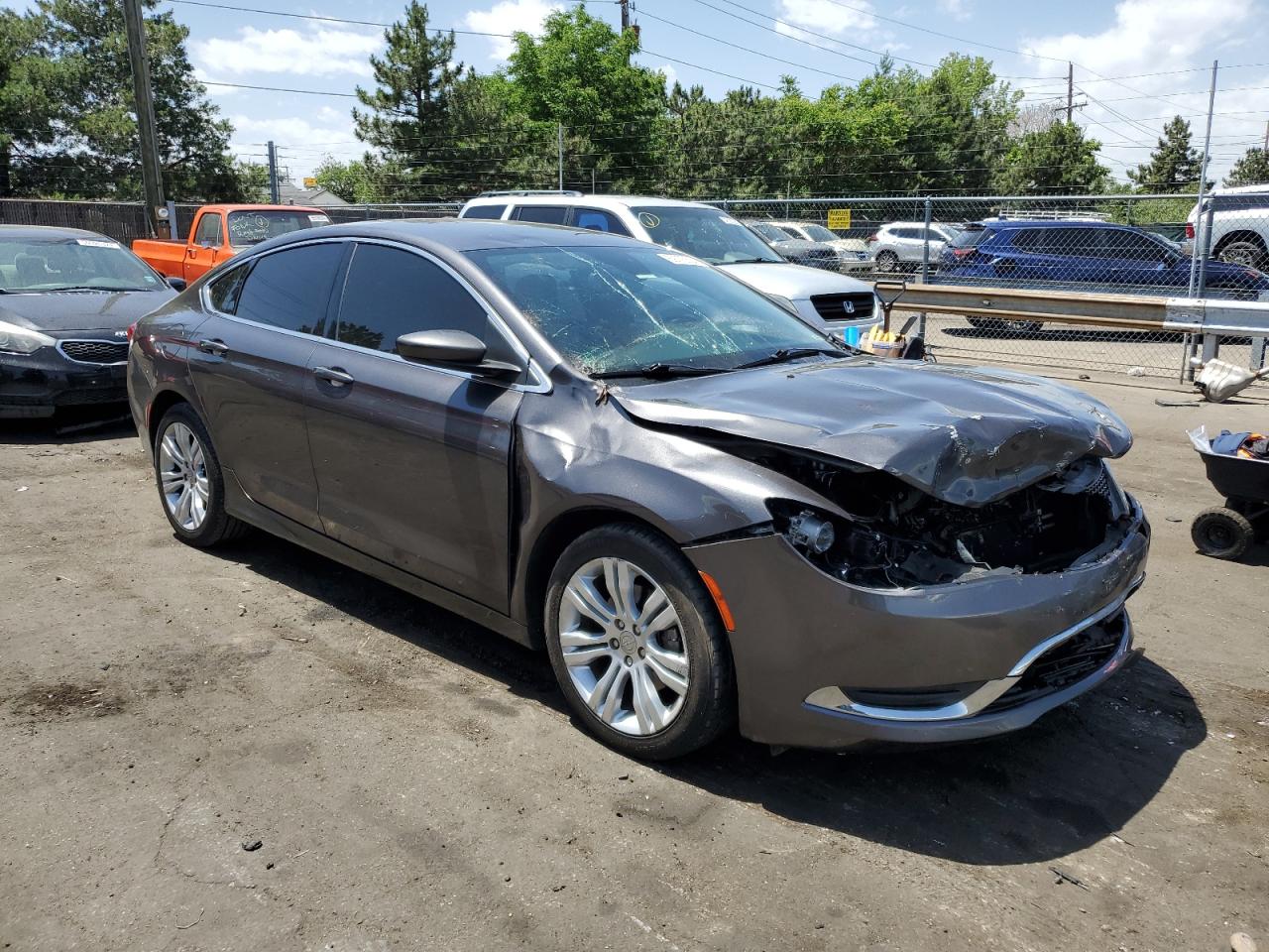 2015 Chrysler 200 Limited vin: 1C3CCCAB9FN555177