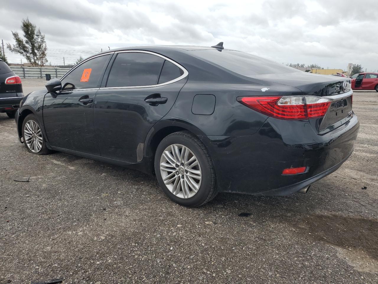 2013 Lexus Es 350 vin: JTHBK1GG0D2024657