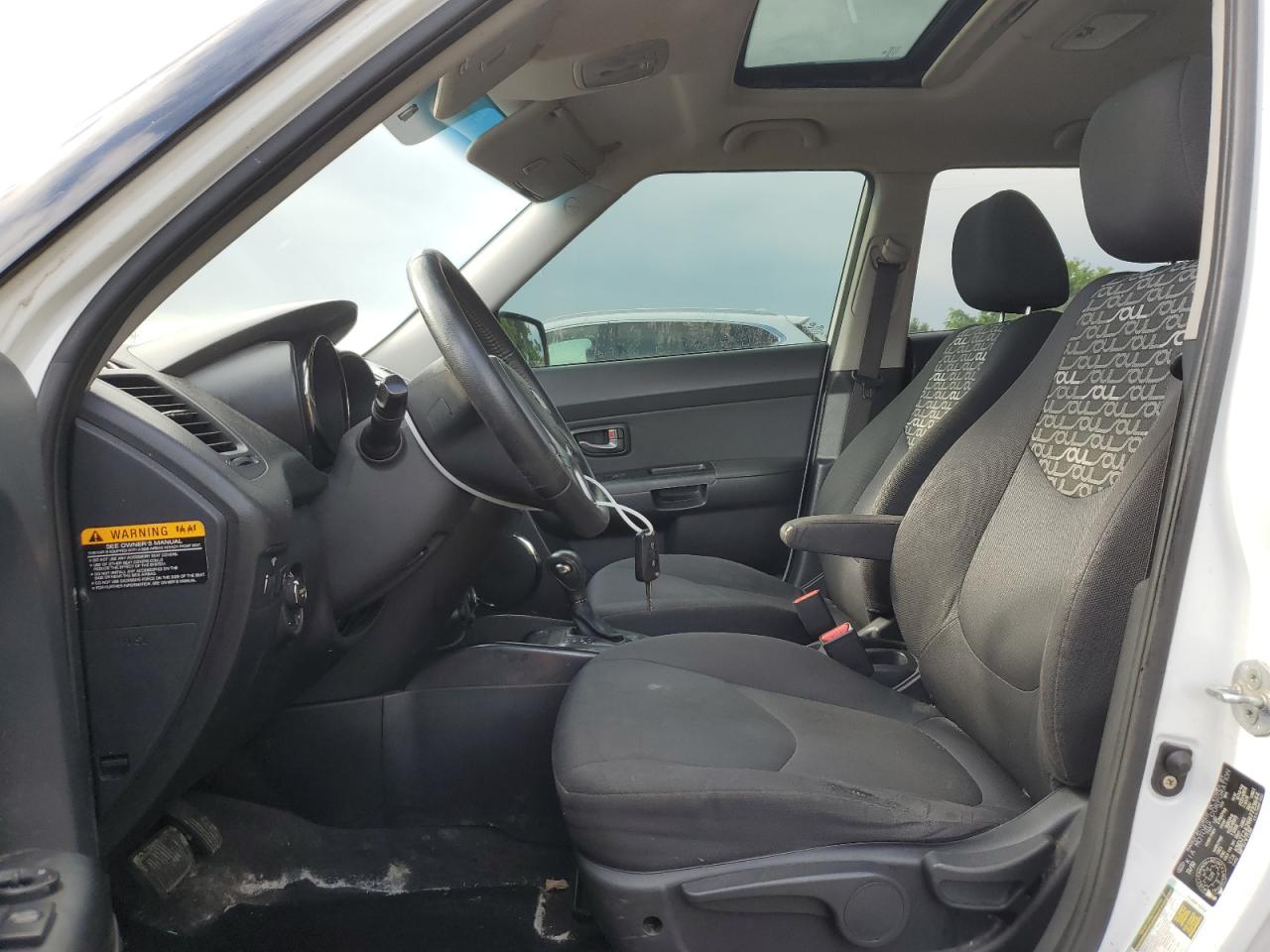 KNDJT2A26B7723644 2011 Kia Soul +
