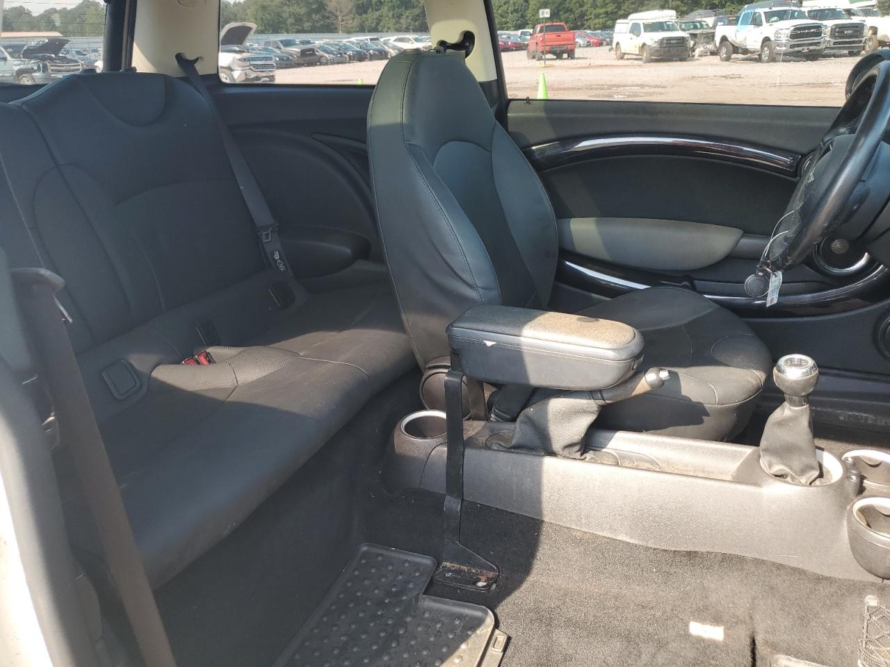 WMWSV3C56BTY20861 2011 Mini Cooper S