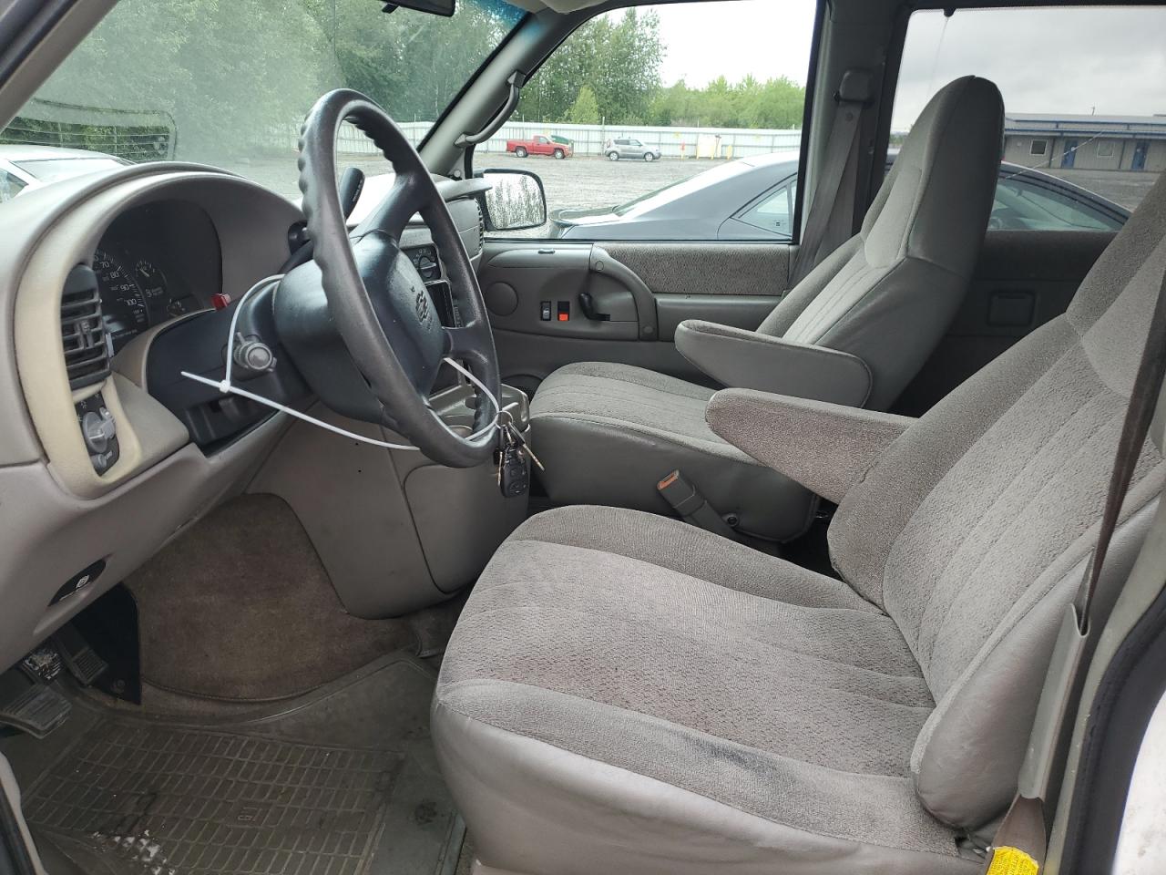 1GNDM19X32B144233 2002 Chevrolet Astro