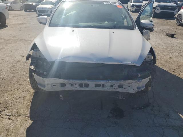 VIN 1FADP3N25FL237427 2015 Ford Focus, Titanium no.11