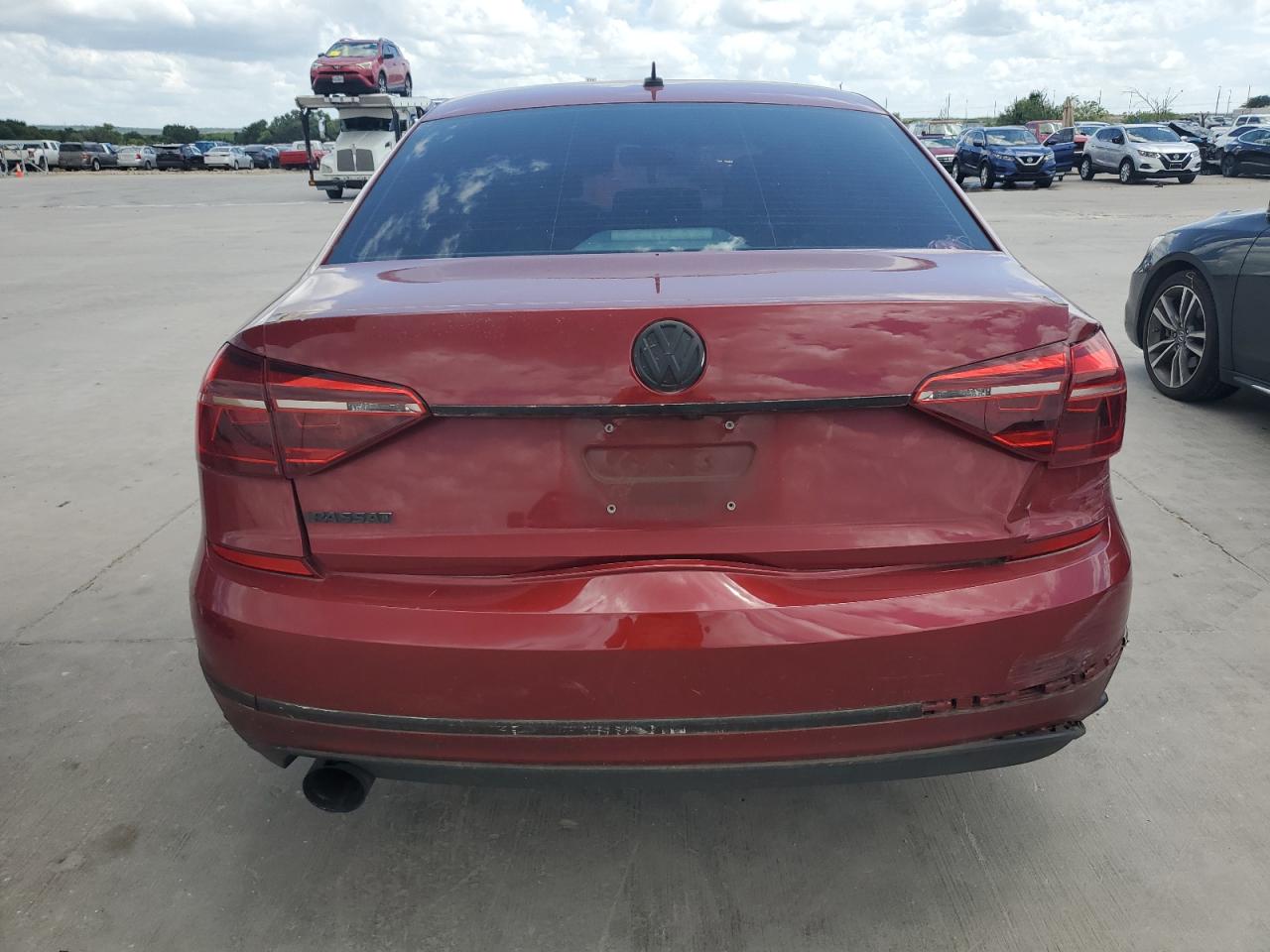 1VWAT7A30HC002545 2017 Volkswagen Passat S