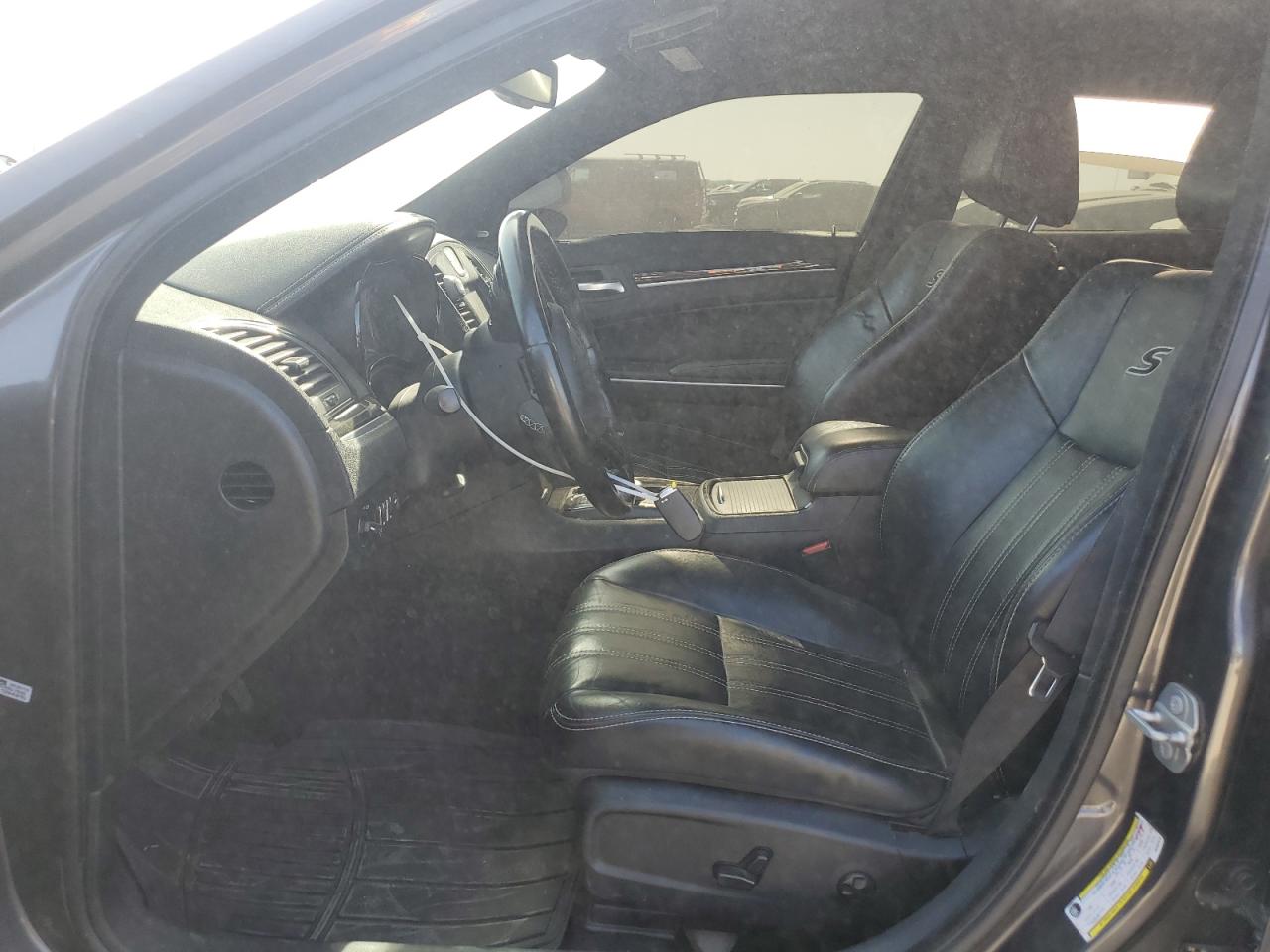 2C3CCABG9KH562910 2019 Chrysler 300 S