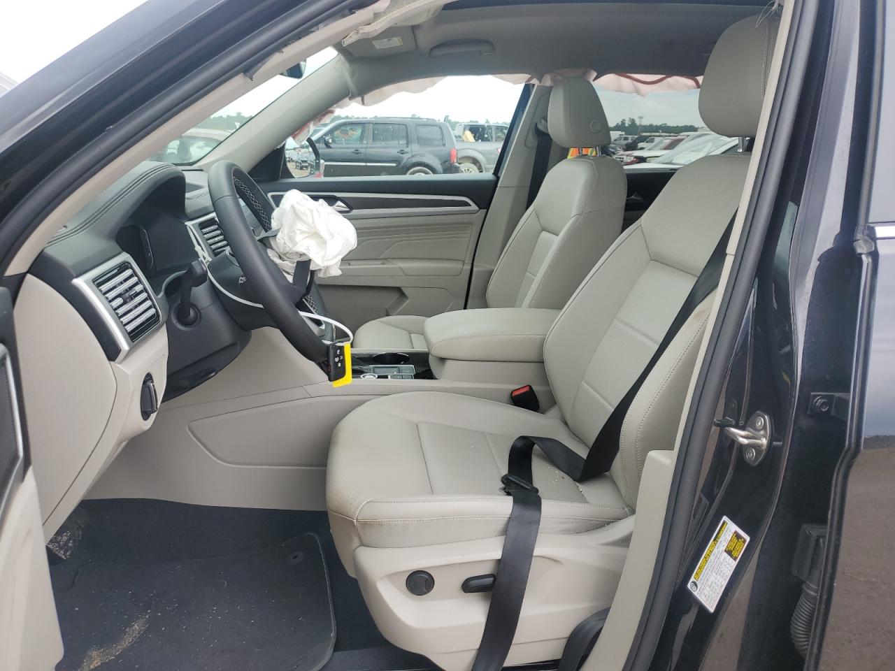 1V2JP2CA1PC543073 2023 Volkswagen Atlas Se