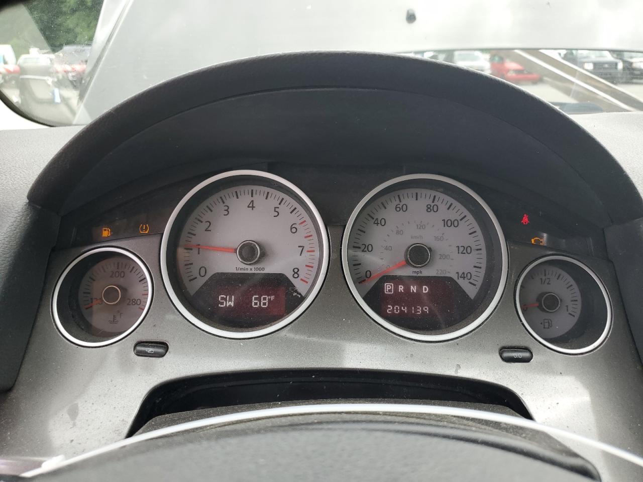 2V4RW3D16AR202560 2010 Volkswagen Routan Se