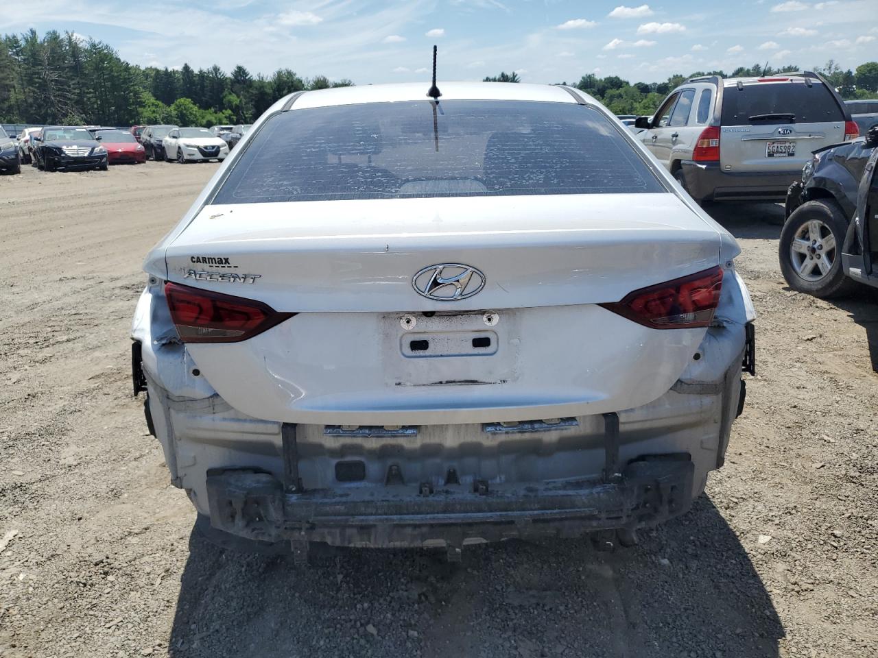 3KPC24A34KE082462 2019 Hyundai Accent Se