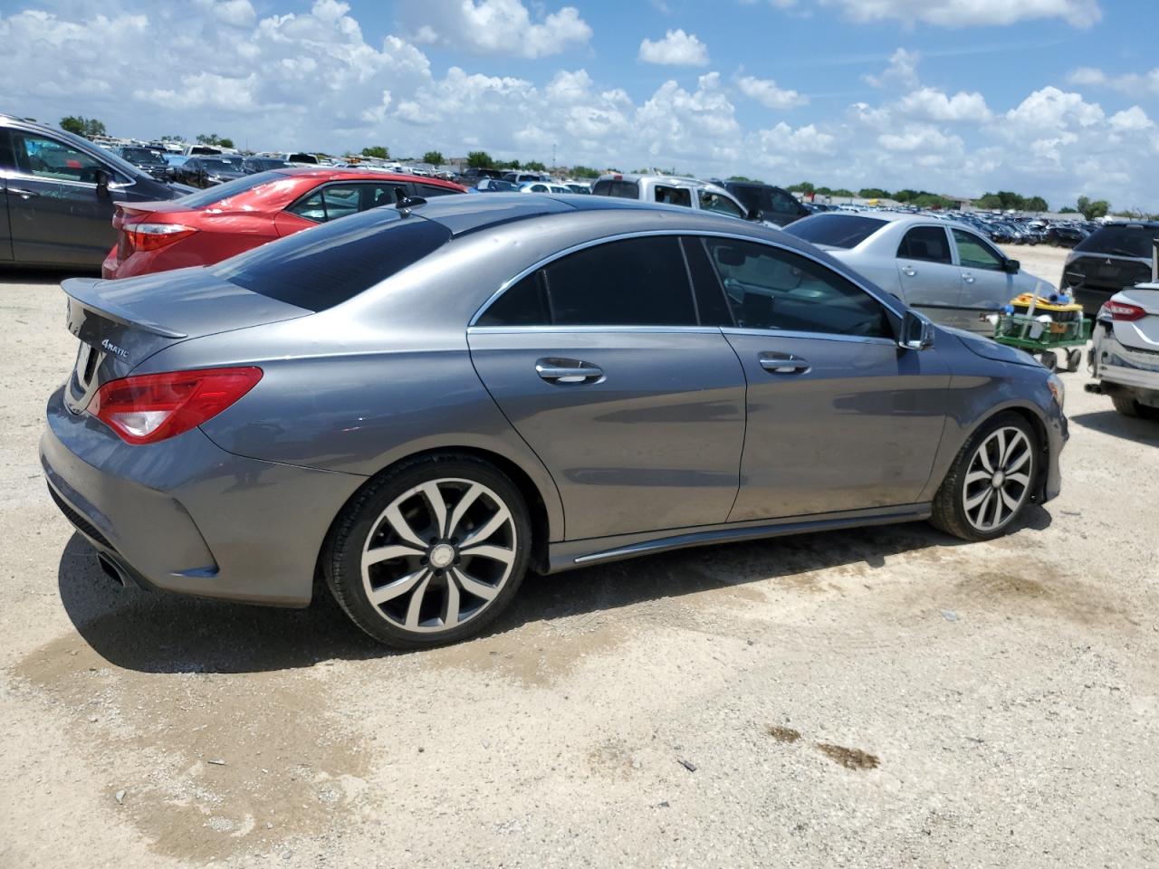 2015 Mercedes-Benz Cla 250 4Matic vin: WDDSJ4GB3FN266926