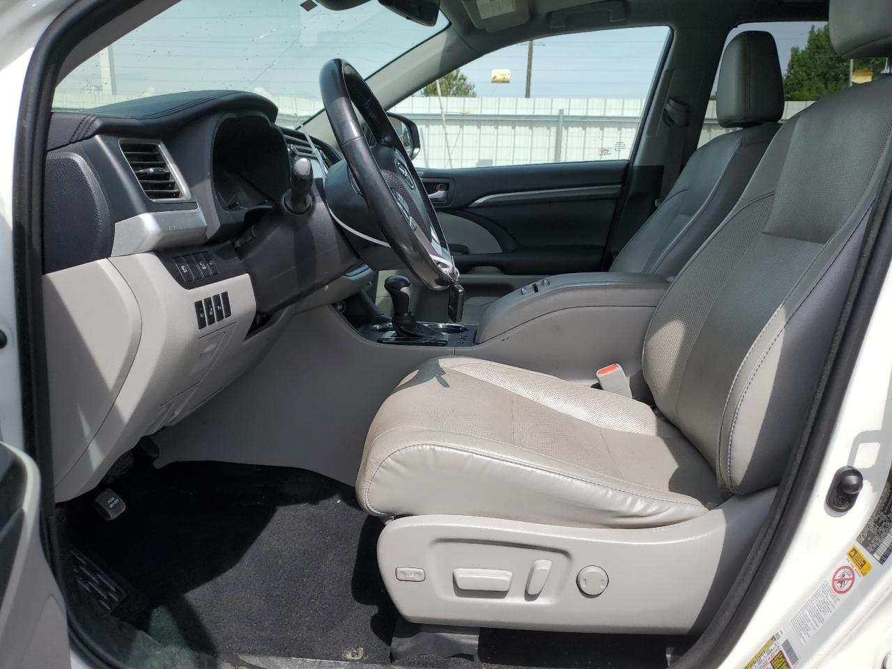 5TDDGRFH0HS036083 2017 Toyota Highlander Hybrid Limited