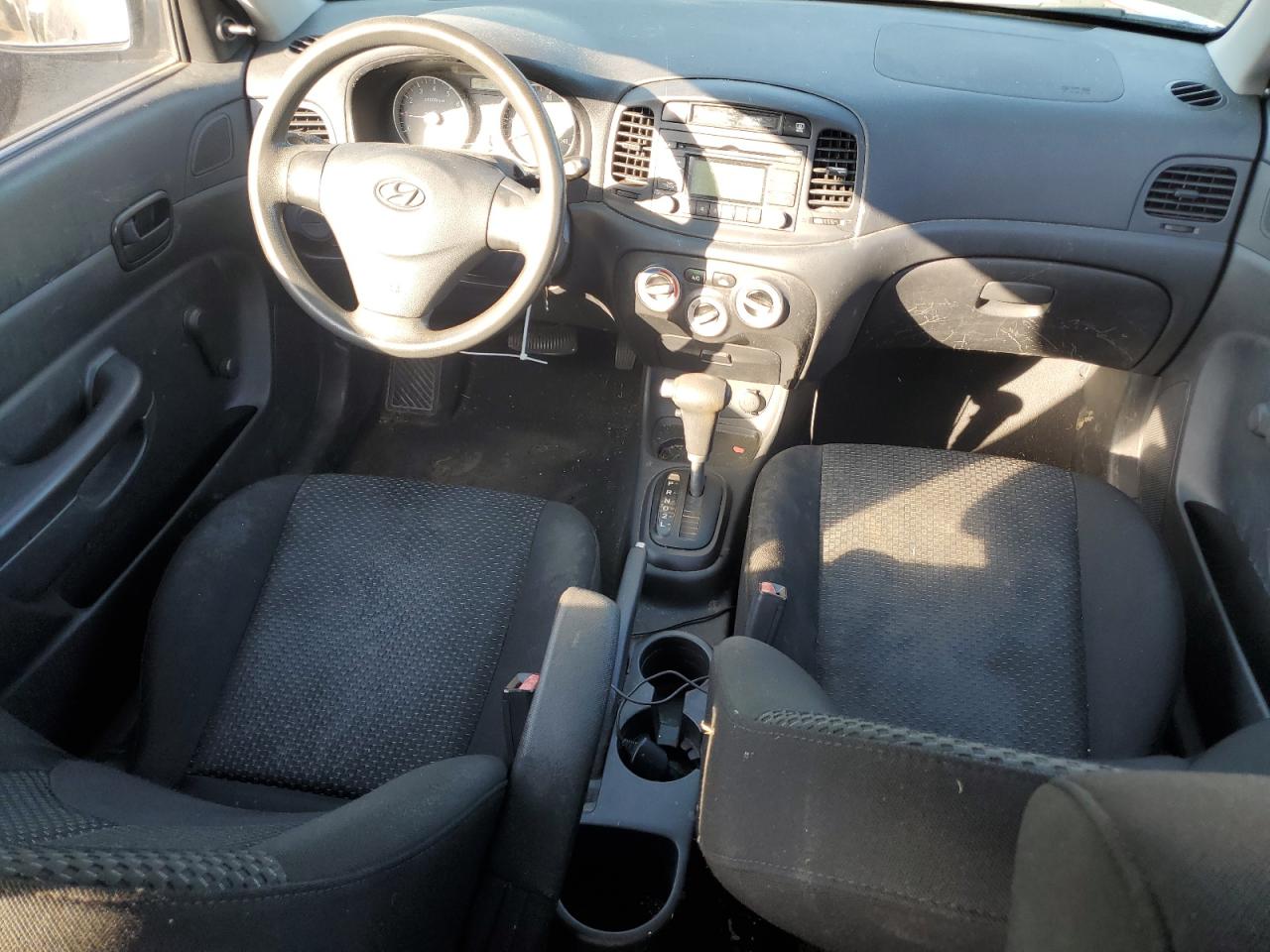 KMHCM36C78U079736 2008 Hyundai Accent Gs