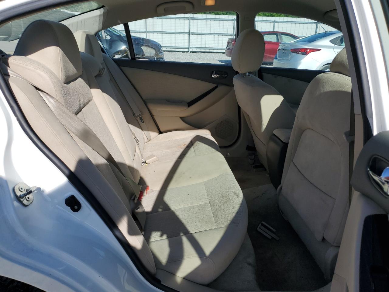 2012 Nissan Altima Base vin: 1N4AL2AP8CN410707