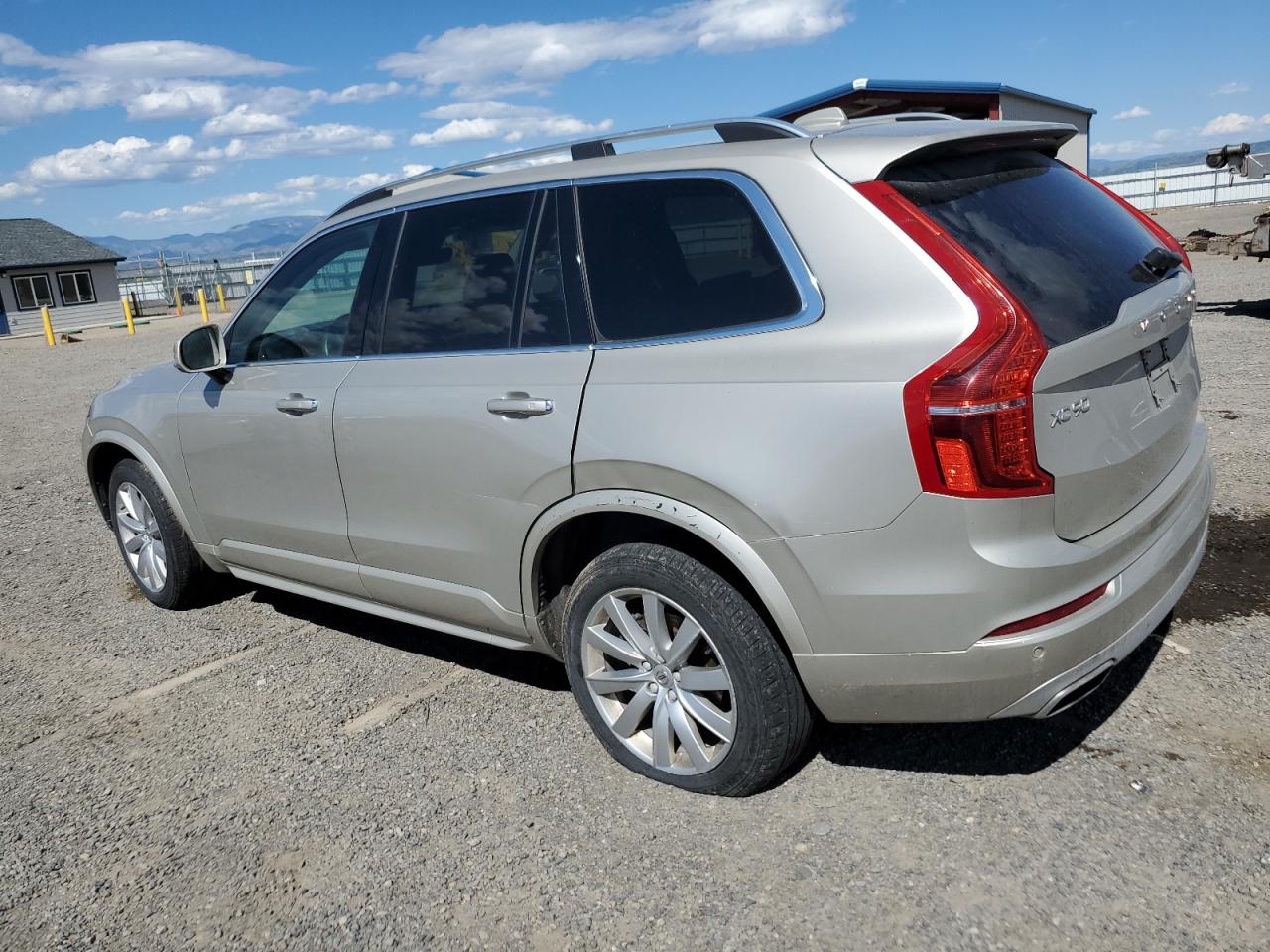 2016 Volvo Xc90 T6 vin: YV4A22PK8G1023464