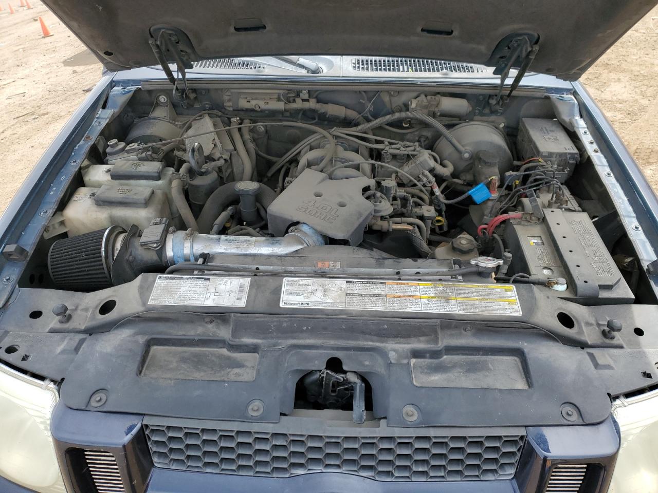 1FMYU60E12UC16825 2002 Ford Explorer Sport