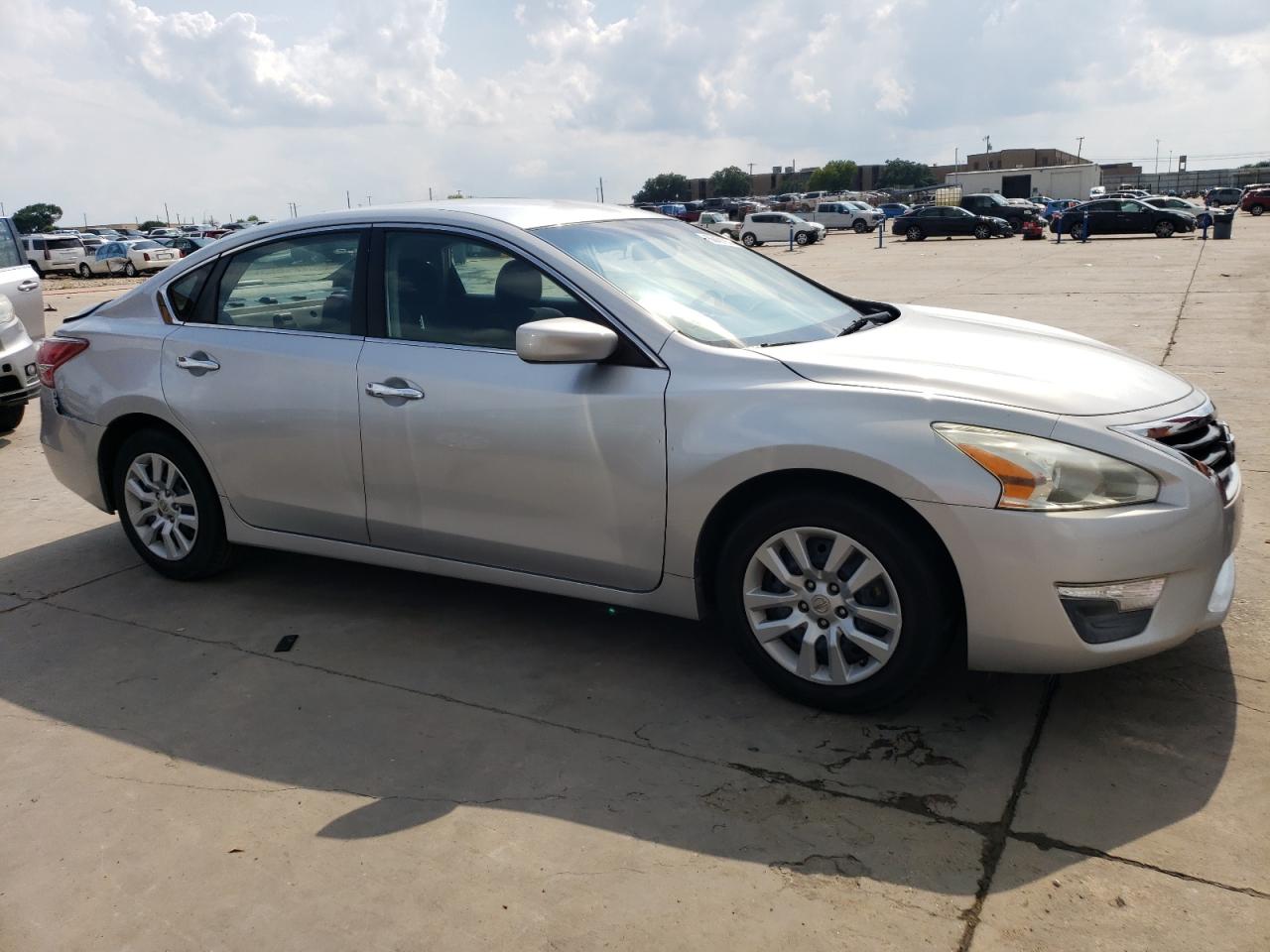 2013 Nissan Altima 2.5 vin: 1N4AL3AP8DC299630