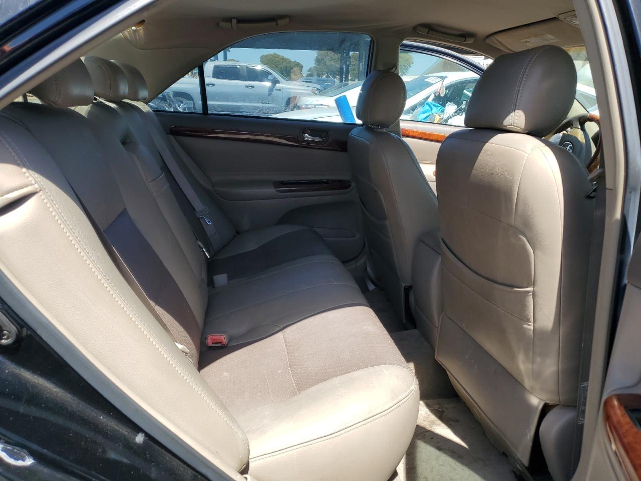 4T1BE32K65U592705 2005 Toyota Camry Le