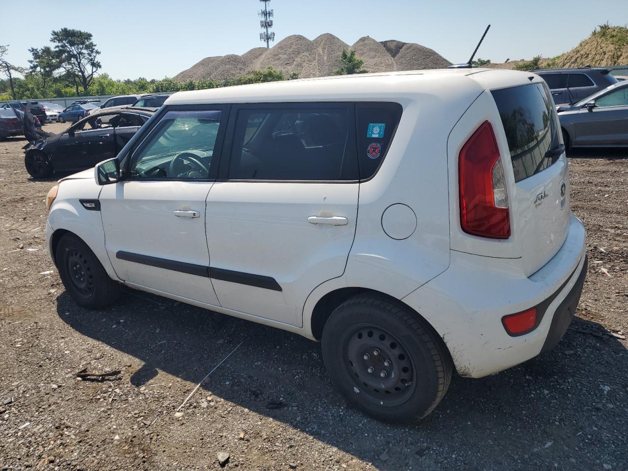 2013 Kia Soul vin: KNDJT2A57D7506908