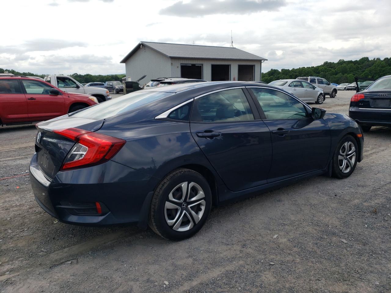 19XFC2F53HE226116 2017 Honda Civic Lx