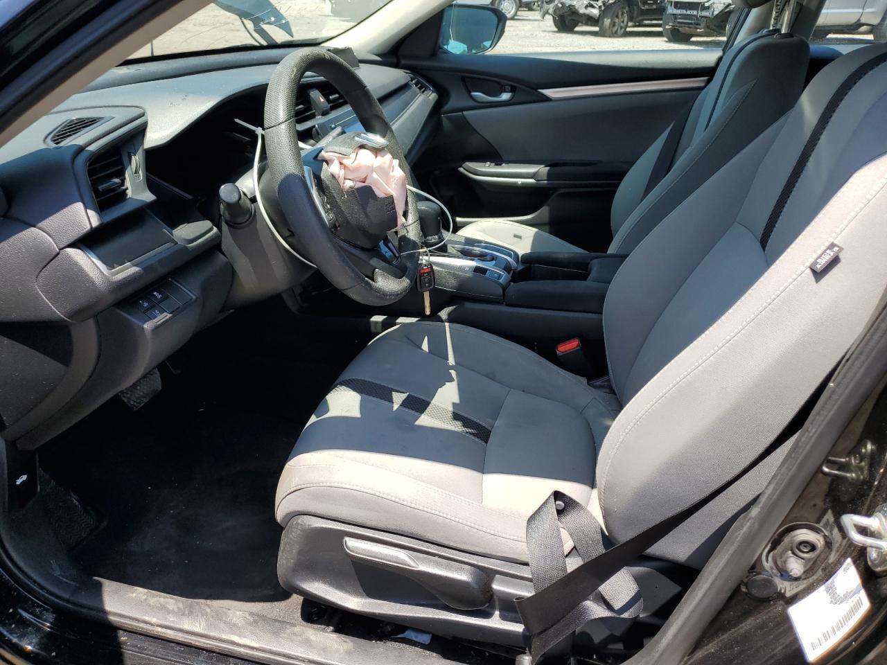 2HGFC2F61KH559520 2019 Honda Civic Lx