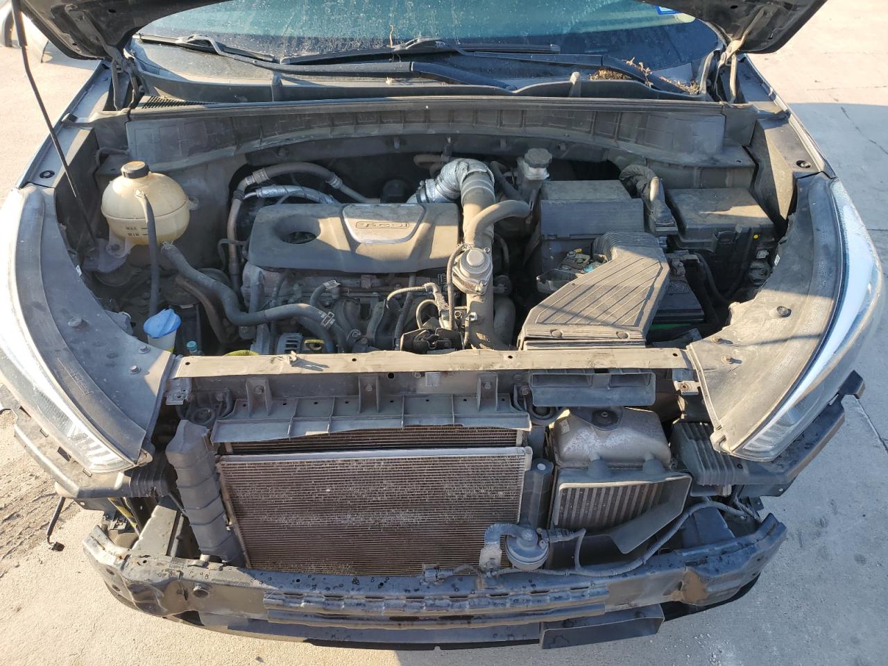 KM8J3CA25GU135373 2016 Hyundai Tucson Limited