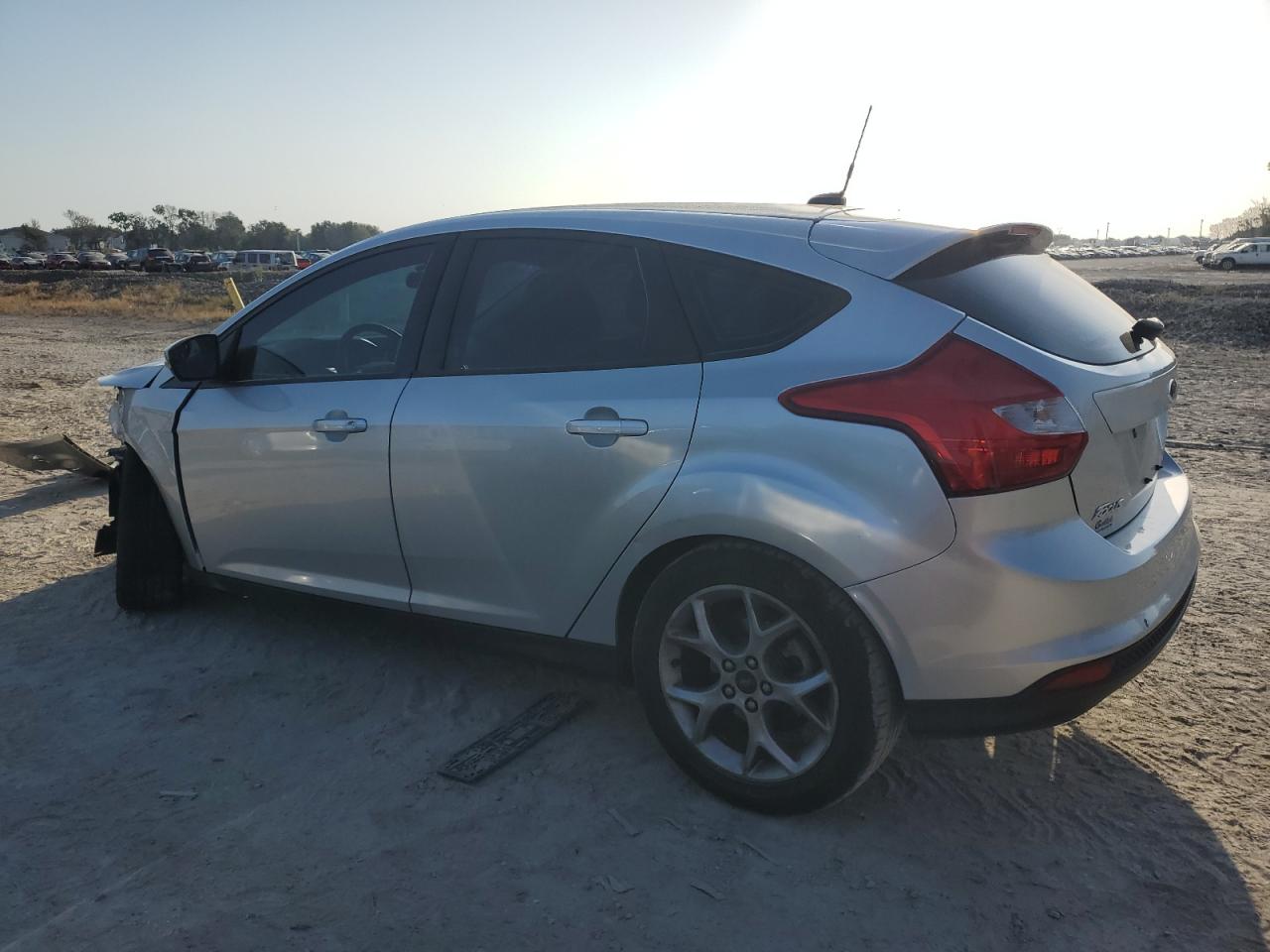 1FADP3K29DL157727 2013 Ford Focus Se