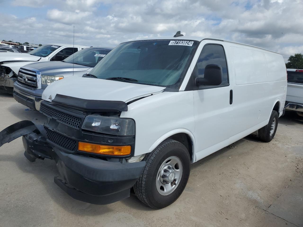 1GCZGHFG1J1197195 2018 Chevrolet Express G3500